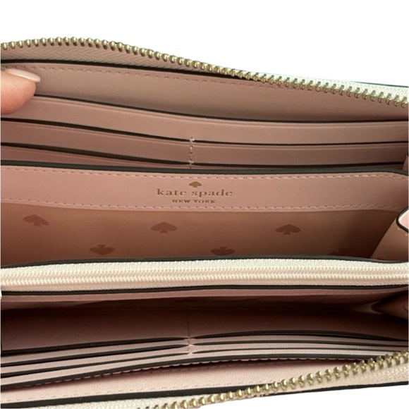 Kate Spade Continental zip around wallet EUC - Picture 6 of 7